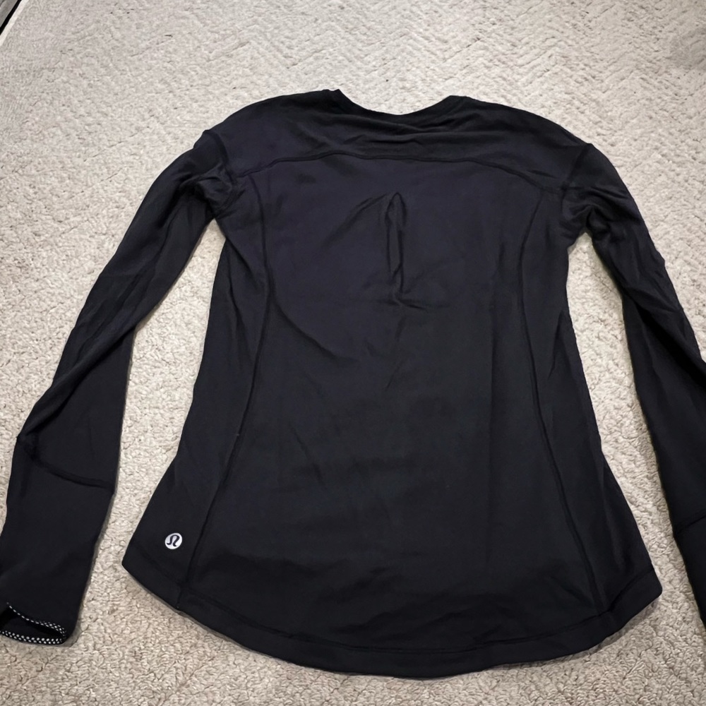 Lululemon long sleeve run shirt soft